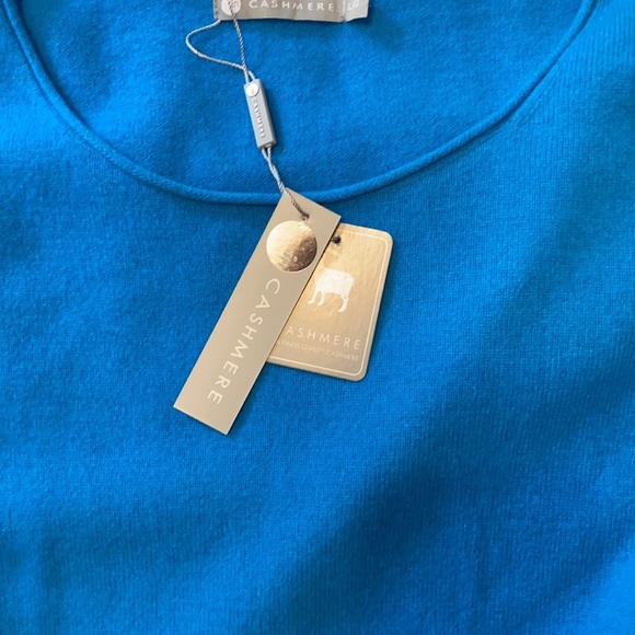 Cashmere sweater - Picture 2 of 3